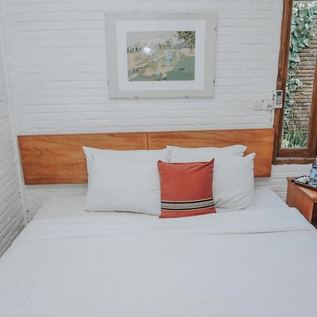 Cempaka Borobudur Guest House Magelang Εξωτερικό φωτογραφία