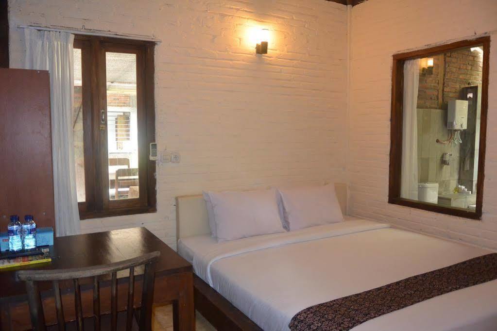 Cempaka Borobudur Guest House Magelang Εξωτερικό φωτογραφία