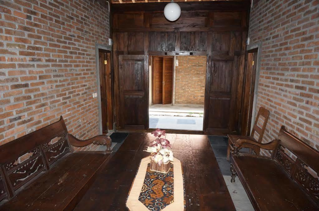 Cempaka Borobudur Guest House Magelang Εξωτερικό φωτογραφία