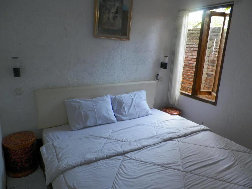 Cempaka Borobudur Guest House Magelang Εξωτερικό φωτογραφία