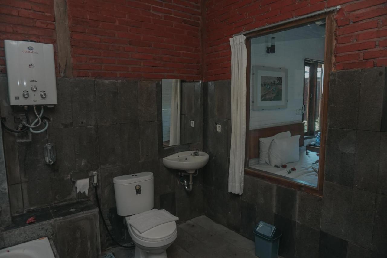 Cempaka Borobudur Guest House Magelang Εξωτερικό φωτογραφία